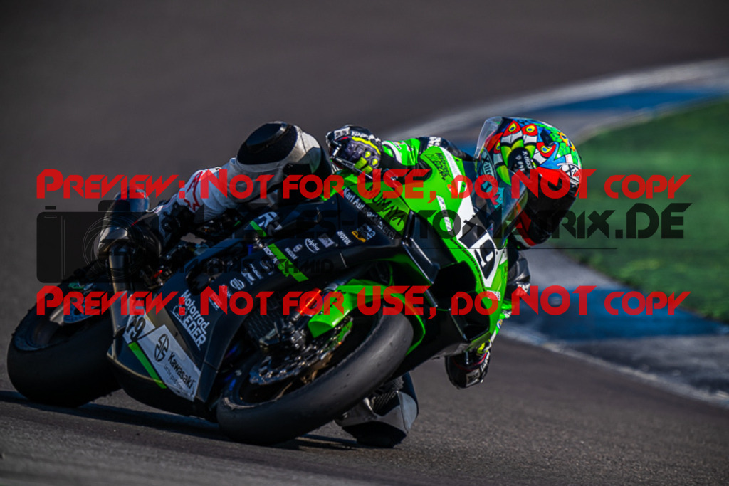 MaZZes_FotoMatrix_220923_2478 | PRO SUPERSTOCK