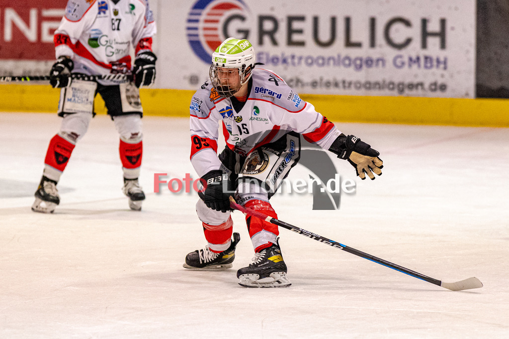 HC Landsberg Riverkings vs TSV Peißenberg Miners | Eishockey Bayernliga 2023/2024, HC Landsberg Riverkings vs TSV Peißenberg Miners, 20231217,
Moritz BIRKNER (Miners 95) verteidigt,
2023-12-17 in Landsberg (Eisstadion)
95 Moritz BIRKNER (Miners 95)
Copyright: WolfgangxLindner foto-lindner.de