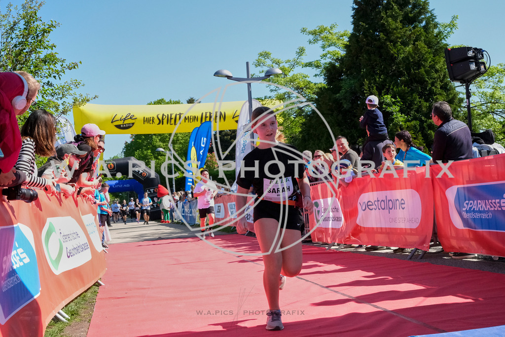 ..... | LINZ,AUSTRIA,27.April 24, Int. 3 Brückenlauf Linz  , Image shows: Photo: WAPICS / Michael ring