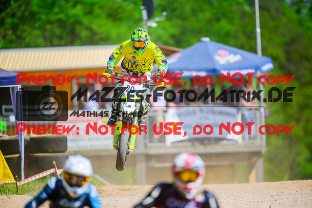 MaZZes_FotoMatrix_240512_6007705_0452 | S2