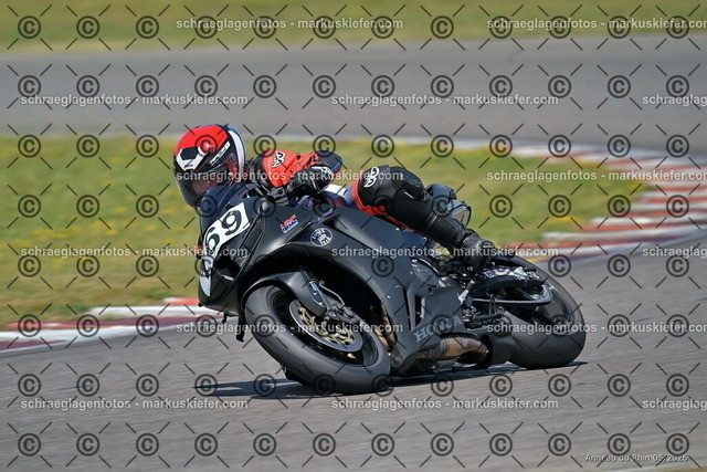 26BT02-2064 | markuskiefer.com - Realisiert mit Pictrs.com