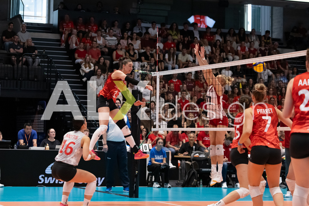 Austria v Switzerland - CEV European League Women | KRIENS, SWITZERLAND - JUNE 14: JULIE LENGWEILER of Switzerland attack / spike against DANA SCHMIT of Austria during the CEV European League match between Austria and Switzerland at Pilatus Arena on June 14, 2026 in Kriens, Switzerland. - Realisiert mit Pictrs.com