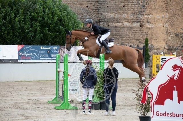 2B4A2398 | pixelfaenger - Realisiert mit Pictrs.com