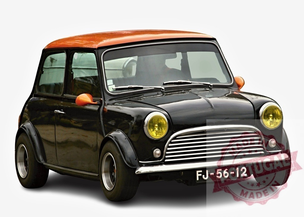 Classic Mini Cooper shining with black and orange paint job | Customized Mini Cooper showcasing a striking black body with an orange roof, exuding vintage charm and sporty appeal - Realisiert mit Pictrs.com