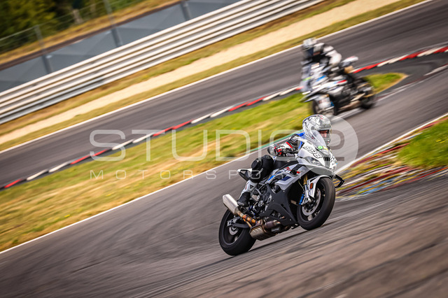 0998-240831_EL-013_998 | Deine Full-Service-Agentur für ✔️Videoproduktionen und ✔️Motorsportfotografie Jetzt Angebot anfragen!