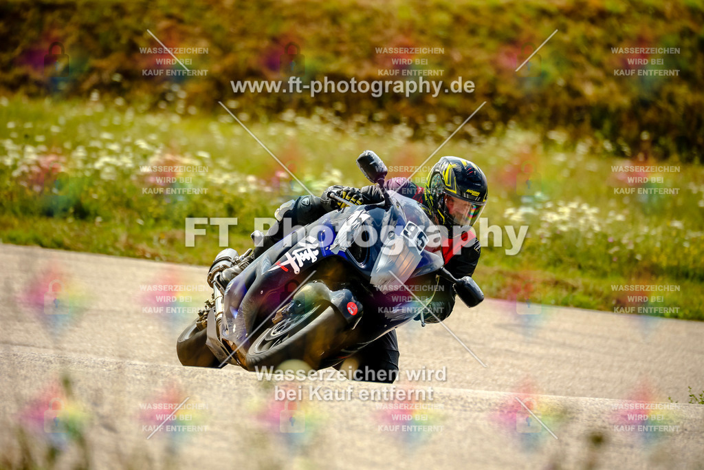 Chambley Juli-2998 | Hier findet Ihr Bilder von Touristenfahrten auf der Nürburgring Nordschleife oder von anderen Veranstaltungen die ich besucht habe. Viel Spass beim Durch Schauen 