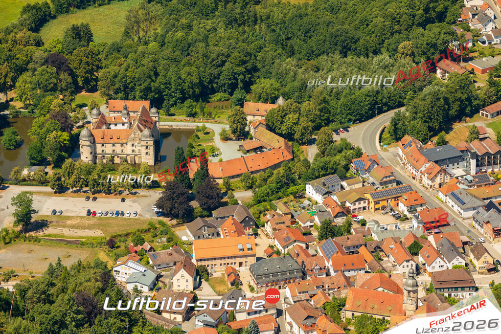Luftaufnahme von  Mitwitz - Die Luftaufnahme wurde 2025 vom UL-Flugzeug heraus erstellt ( keine Drohne ) - Hochauflösende Luftaufnahme - für professionelle Ausdrucke geeignet. Die Geschenkidee !Mit Lizenz und Bildrechte bestellbar