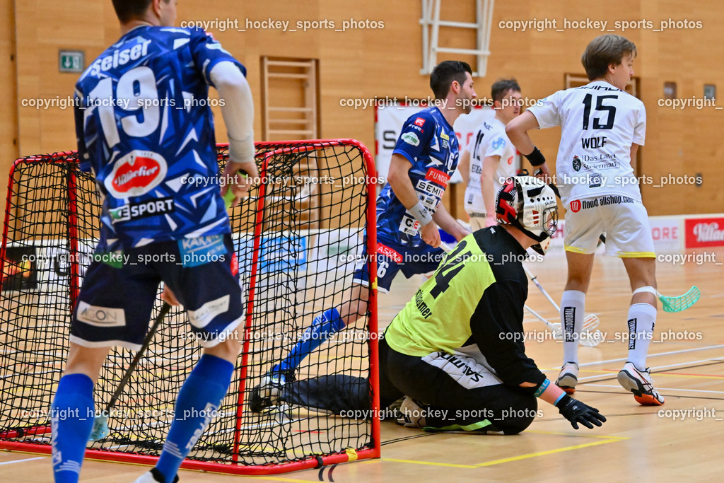VSV Unihockey vs. IC Graz 17.12.2022 | #34 Lukas Kerschbaumer, #15 Stefan Wolf, #6 Timo Schmid