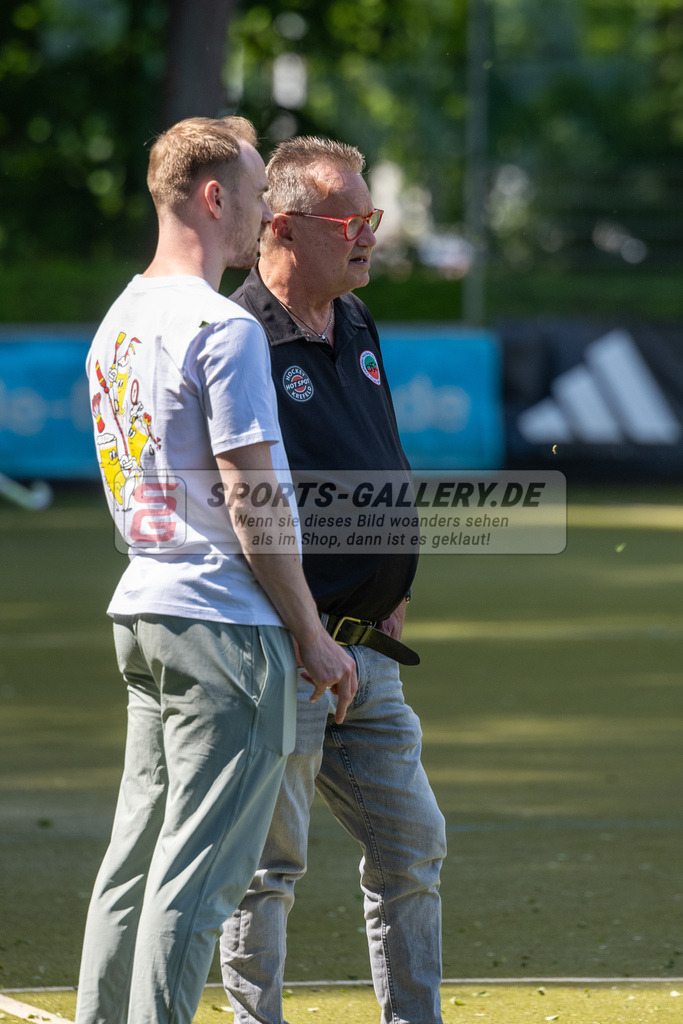 SFE_20240511_0008 | Köln, Deutschland, 11.05.2024:  in Aktion waehrend des Spiels der Feldhockey 1. Bundesliga Herren zwischen VF 2/2 Crefelder HTC - Rot Weiss Köln im KTHC Stadion Rot-Weiss Köln Tennis and Hockey Club am 11.05.2024 in Köln, Deutschland. (Foto von Stephan Fehrmann)

Köln, Germany, 11.05.2024:  in action during the game of Feldhockey 1. Bundesliga Herren between VF 2/2 Crefelder HTC - Rot Weiss Köln in KTHC Stadion Rot-Weiss Köln Tennis and Hockey Club at 11.05.2024 in Köln, Deutschland. (Foto from Stephan Fehrmann)