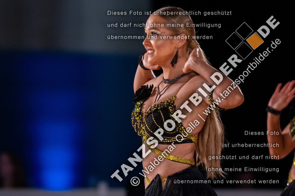 20260322-12061 | Hier finden Sie Tanz Bilder vom Latein und Standard Formationen tanzen. Sportbilder vom Tanzsport. Schöne Fotos und von Weltmeisterschaft, Europameisterschaft, Bundesliga, Regionalliga, Oberliga und Landesliga sowie von GOC Stuttgart, DanceComp, WM Bremen