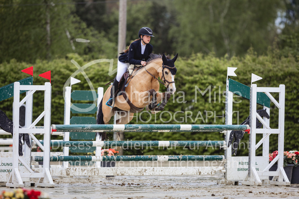 240426_Olfen-Vinnum_PonyTrophy-304 | Deine schönsten Turniermomente als professionelle Fotos! Entdecke hochwertige Pferdesport-Fotografie im Online-Shop. Jetzt Fotos finden & bestellen!