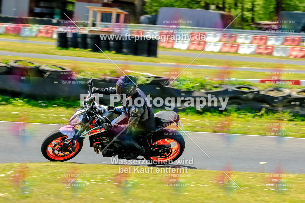 _OTO2250 | Hier findet Ihr Bilder von Touristenfahrten auf der Nürburgring Nordschleife oder von anderen Veranstaltungen die ich besucht habe. Viel Spass beim Durch Schauen 