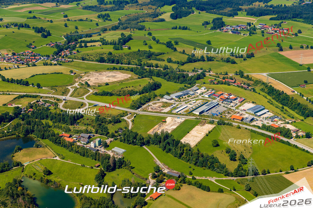 Luftaufnahme von  Habach - Die Luftaufnahme wurde 2025 vom UL-Flugzeug heraus erstellt ( keine Drohne ) - Hochauflösende Luftaufnahme - für professionelle Ausdrucke geeignet. Die Geschenkidee !Mit Lizenz und Bildrechte bestellbar