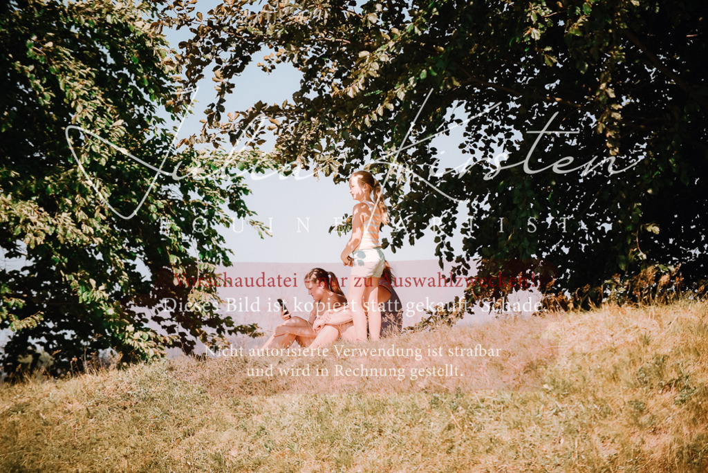 DSC_3439 | Pferde- und Turnierfotografie in Westsachsen. Pferdeportraits, Auftragszeichnungen und intuitive Kunst.