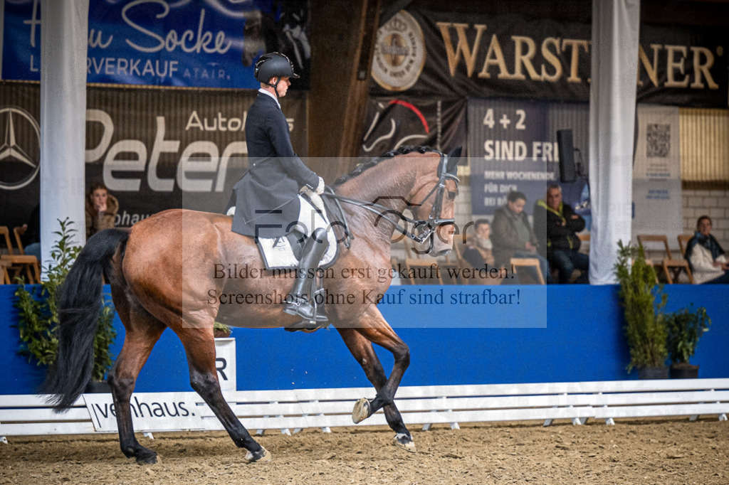 DOS_1054 | Entdecke hochwertige Reitturnierfotos von Foto Oger. Professionell, emotional und authentisch – jetzt Lieblingsmomente im Shop bestellen.Deutschlandweite Turnierfotografie. - Realisiert mit Pictrs.com