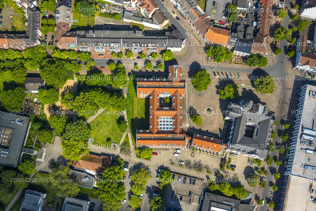 Gladbeck230510663 | Luftbild, Altes Rathaus Stadt Gladbeck, Willy-Brandt-Platz, Neues Rathaus, Gladbeck, Ruhrgebiet, Nordrhein-Westfalen, Deutschland