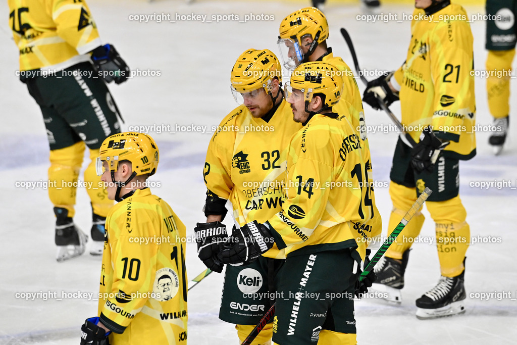 ATSE Graz vs. EHC Lustenau | #32 Stefan Daniel EHC Lustenau, #10 Kutzer Jonas EHC Lustenau, #14 Oberscheider Dominik EHC Lustenau, ATSE Graz vs. EHC Lustenau, ATSE Graz vs. EHC Lustenau am 14.02.2026 in Graz (Merkur Eishalle ), Austria, (Photo by Bernd Stefan)