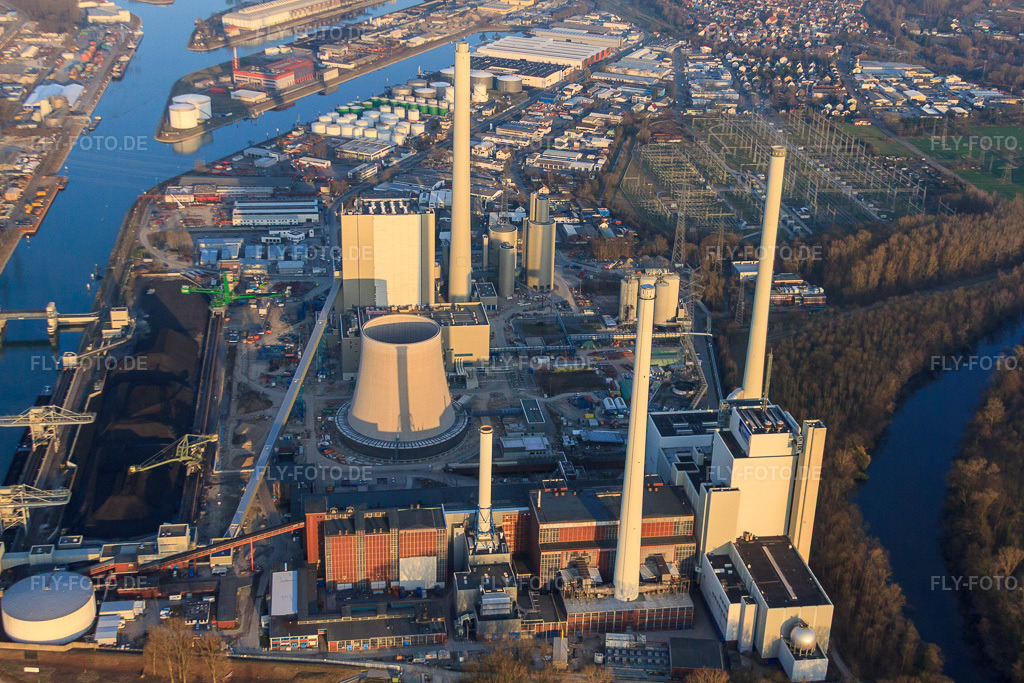 Luftbild: Neubau am Rheinhafen Dampfkraftwerk der ENBW im Ortsteil Daxlanden in Karlsruhe im Bundesland Baden-Württemberg in Deutschland. Foto: IMG_49001.jpg vom 16.03.2012 durch Werner Riehm/FLY-FOTO.de