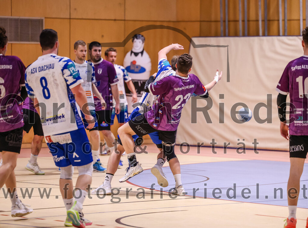 2024-11-24_090_SpVgg_Altenerding_gegen_ASV_Dachau | Erding, Deutschland, 24.11.2024:Handball, Bezirksoberliga Männer 2024 / 2025, 8. Spieltag, SpVgg Altenerding gegen ASV Dachau, Endergebnis: 30:23Moritz Sturm (SpVgg Altenerding, #23)Foto: Christian Riedel / fotografie-riedel.net