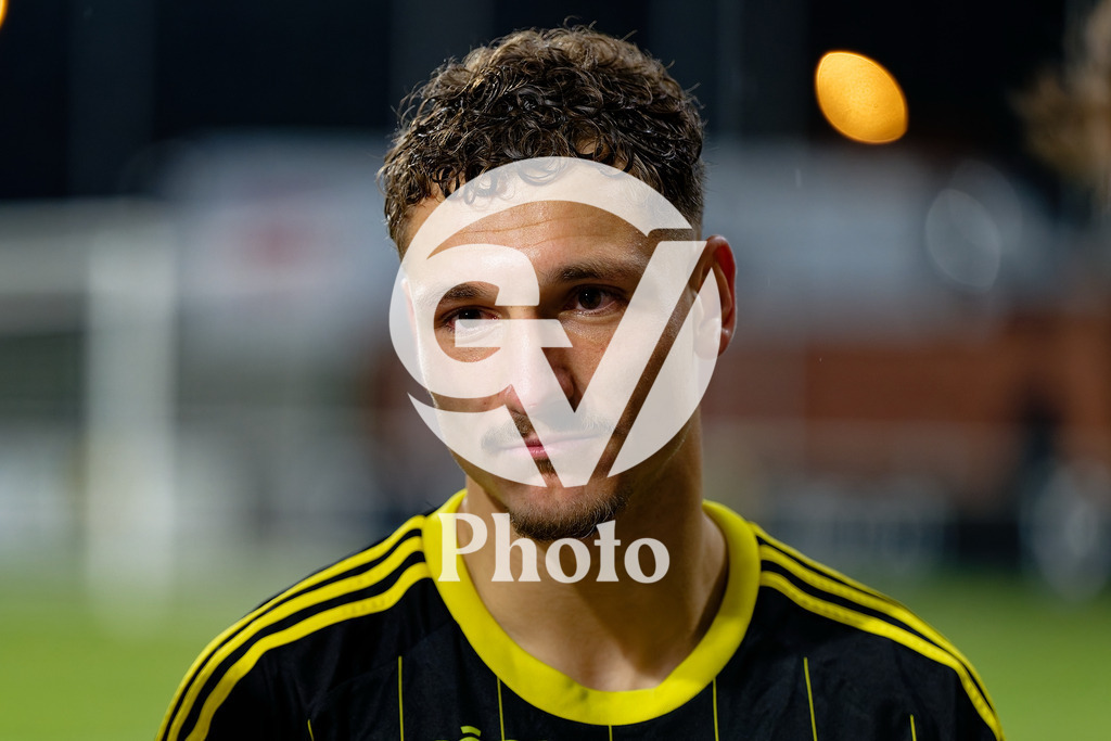 Coupe Suisse - 1/8 de finale - FC Stade Nyonnais v Neuchatel Xamax |  during the Coupe Suisse - 1/8 de finale match between FC Stade Nyonnais and Neuchatel Xamax at Centre sportif de Colovray in Nyon, Switzerland