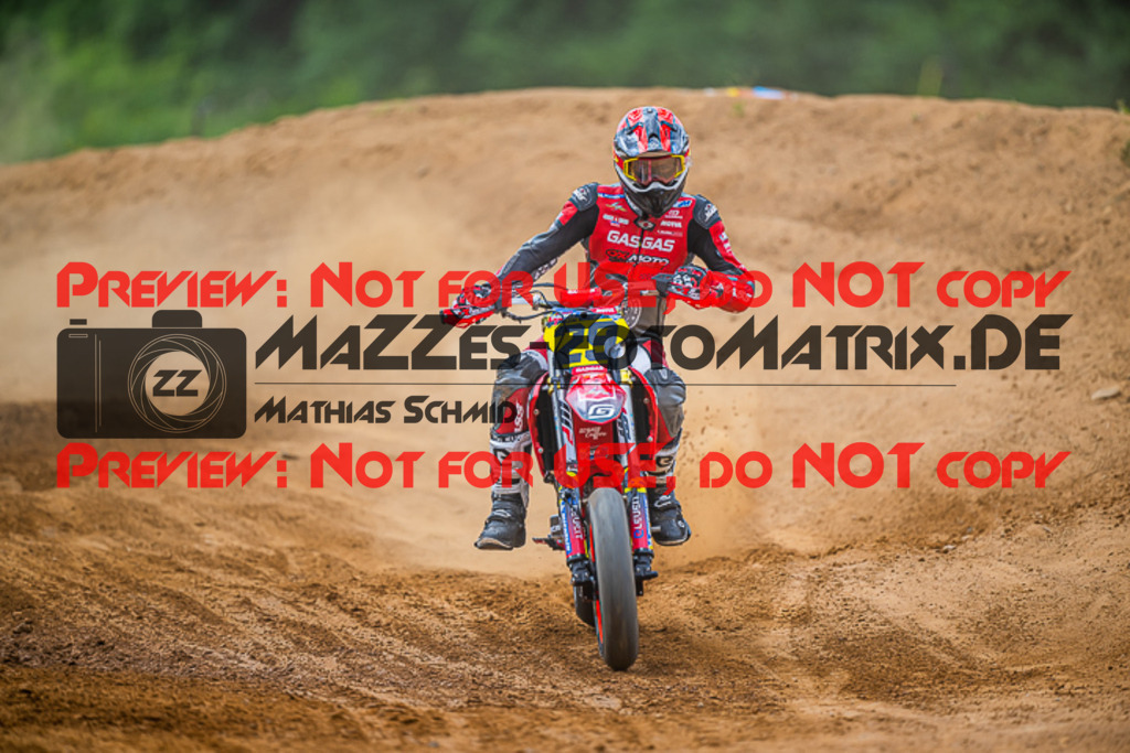 MaZZes_FotoMatrix_220528_8330 | Fotograf Mathias Schmid
Sportfotograf,
Eventfotograf,
Hochzeitsfotograf,
Portraitfotograf