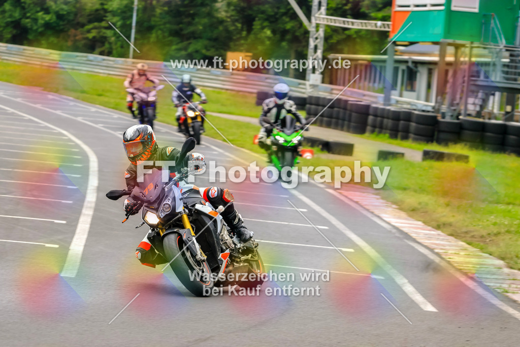 VBK-7810 | Hier findet Ihr Bilder von Touristenfahrten auf der Nürburgring Nordschleife oder von anderen Veranstaltungen die ich besucht habe. Viel Spass beim Durch Schauen 