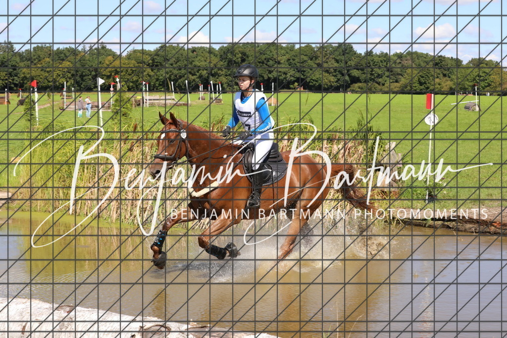 AZ2A9802 | Benjamin Bartmann Photomoments