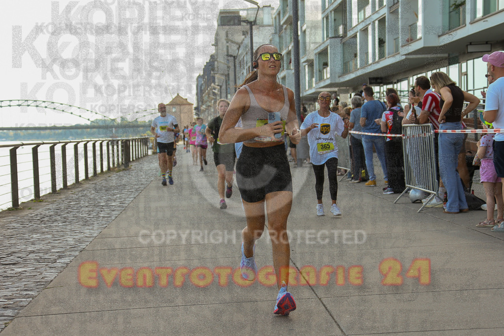 250920_1448_EX1_7637 | Sportfotografie im Rhein-Sieg Kreis, Köln, Bonn, NRW, Rheinland Pfalz, Hessen, etc. Unser Tätigkeitsfeld umfasst den Laufsport vom Volkslauf über den Marathon, Duathlon, Triathon bis zum Ultralauf wie Kölnpfad Ultra oder Schindertrail.