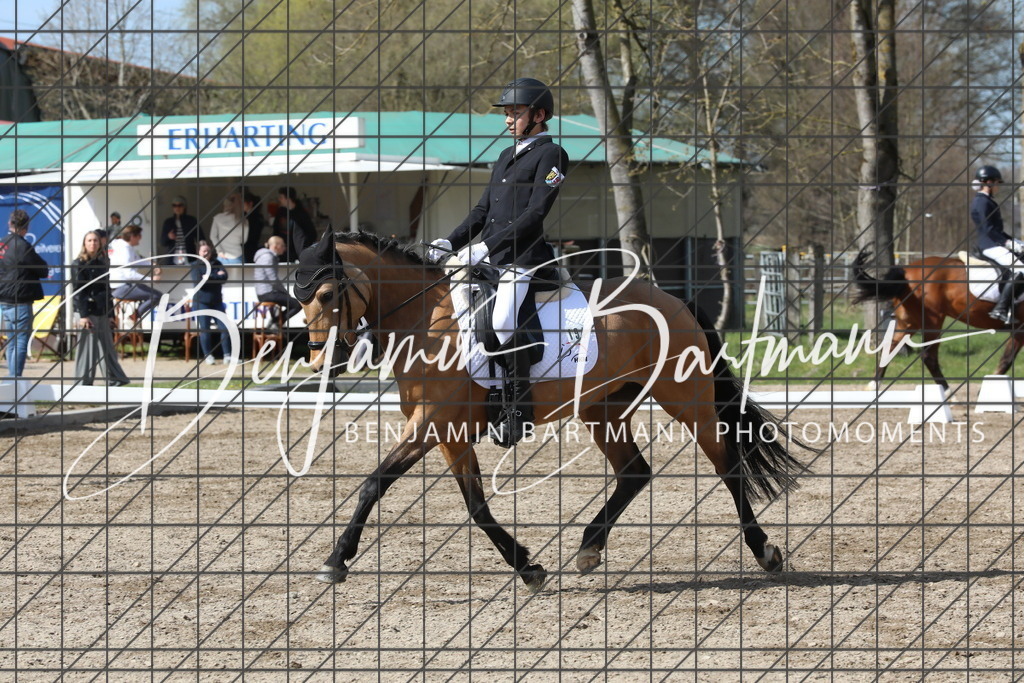 AZ2A3264 | Benjamin Bartmann Photomoments