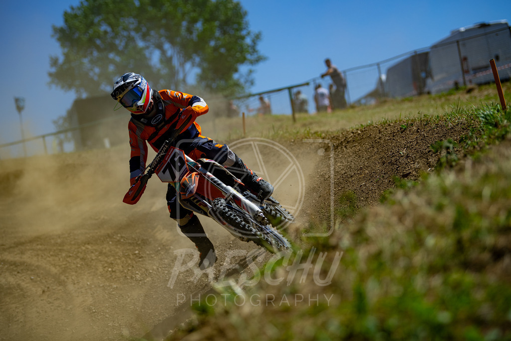 Se E+R (409) | Paeschuphoto Shop - Wer nicht sucht der auch nicht findet.Ob Motocrossbilder oder von einem besuchtem Spiel, Hauptsache Action. - Realisiert mit Pictrs.com