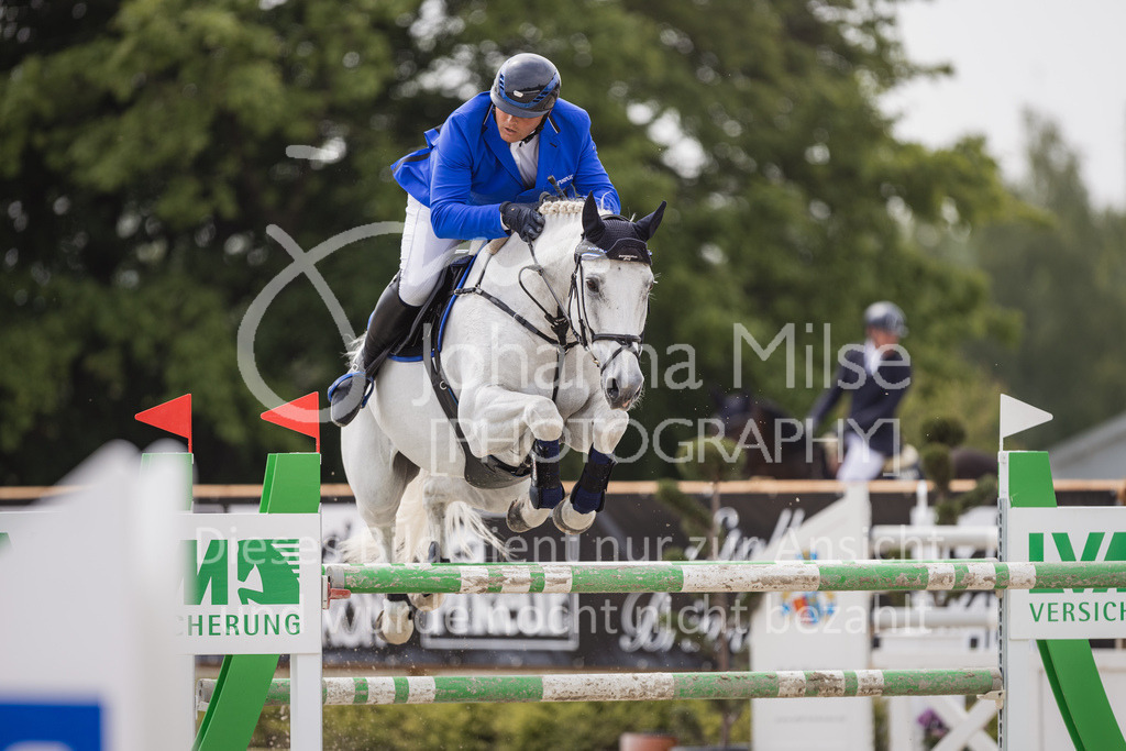 230521_MayDays_FinaleAmateurTour-803 | Deine schönsten Turniermomente als professionelle Fotos! Entdecke hochwertige Pferdesport-Fotografie im Online-Shop. Jetzt Fotos finden & bestellen!