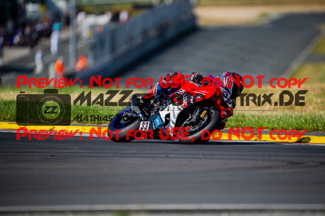 MaZZes_FotoMatrix_220722_2183 | PRO SUPERSTOCK