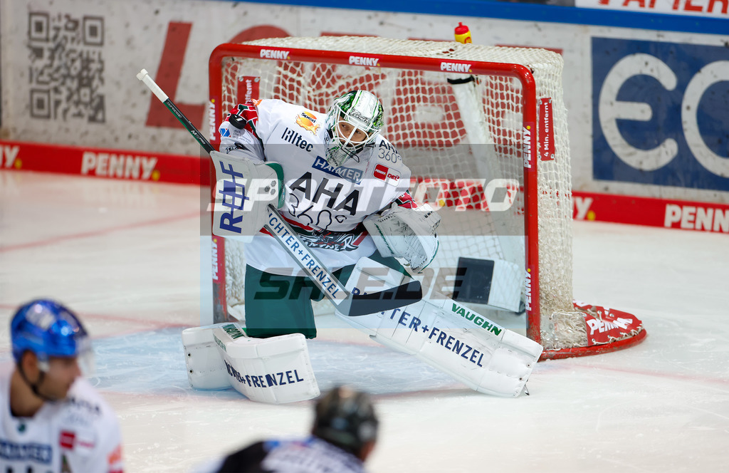 Iserlohn Roosters - Augsburger Panther | Dennis Endras #44 (Augsburger Panther)
DEL: Iserlohn Roosters - Augsburger Panther - Realisiert mit Pictrs.com
