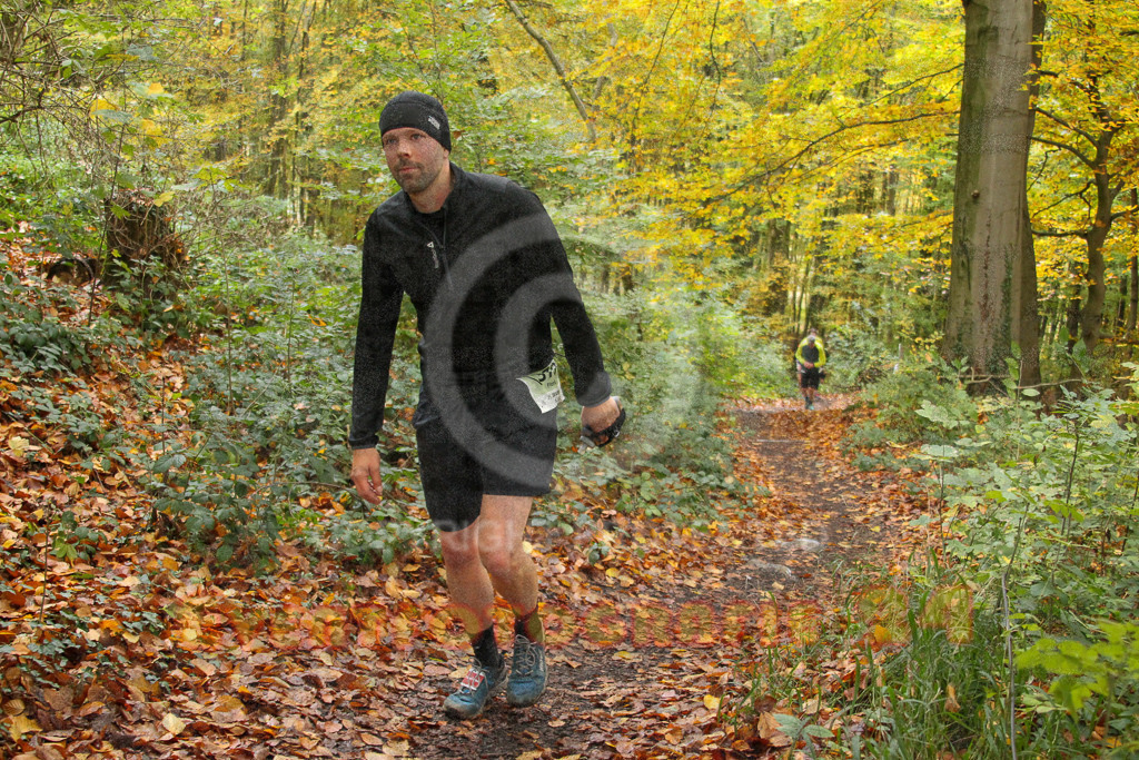 251026_1256_EV4_6159 | Sportfotografie im Rhein-Sieg Kreis, Köln, Bonn, NRW, Rheinland Pfalz, Hessen, etc. Unser Tätigkeitsfeld umfasst den Laufsport vom Volkslauf über den Marathon, Duathlon, Triathon bis zum Ultralauf wie Kölnpfad Ultra oder Schindertrail.