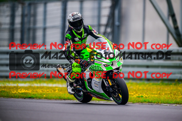 MaZZes_FotoMatrix_240831_6007705_5770 | STK1000