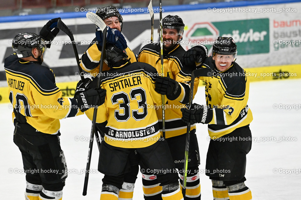 EC Kellerberg vs. EC Arnoldstein | Jubel EC Arnoldstein Mannschaft, #16 Rossmann Manuel EC Arnoldstein, #21 Tributsch Andreas EC Arnoldstein, #33 Spitaler Martin EC Arnoldstein, EC Kellerberg vs. EC Arnoldstein, EC Kellerberg vs. EC Arnoldstein am 31.01.2025 in Villach (Stadthalle Villach), Austria, (Photo by Bernd Stefan)