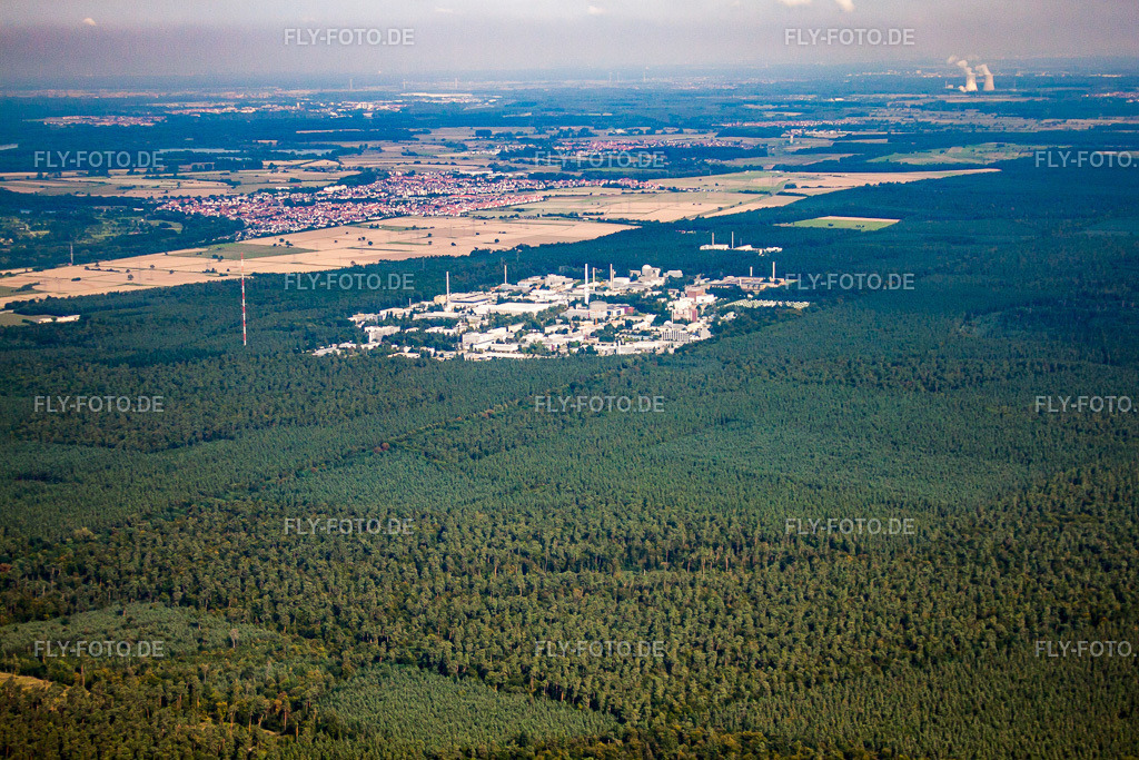 Karlsruhe, KIK, Forschungszentrum | Luftbild: Karlsruhe, KIK, Forschungszentrum im Ortsteil Leopoldshafen in Eggenstein-Leopoldshafen im Bundesland Baden-Württemberg in Deutschland. Foto: IMG_33453.jpg vom 05.09.2010 durch Werner Riehm/FLY-FOTO.de - Realisiert mit Pictrs.com