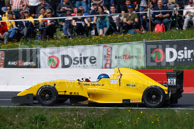 Rechberg Hill Climb 2025 – FIA European Hill Climb Championship | Rechberg Hill Climb 2025, part of the FIA European Hill Climb Championship. High-speed racing action, mountain scenery, atmosphere and pure motorsport passion captured in detail. The image shows Karl Heinz MATZINGER (AUT) Tatuus Renault FR 2.0.          