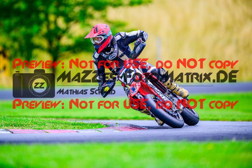 MaZZes_FotoMatrix_240713_6007705_7597 | S3