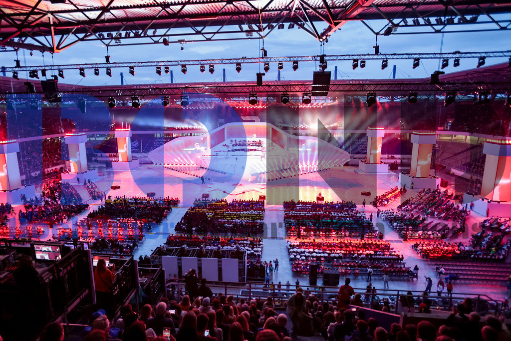 SES_TTGOPC20250716-171 | bond - Realisiert mit Pictrs.com