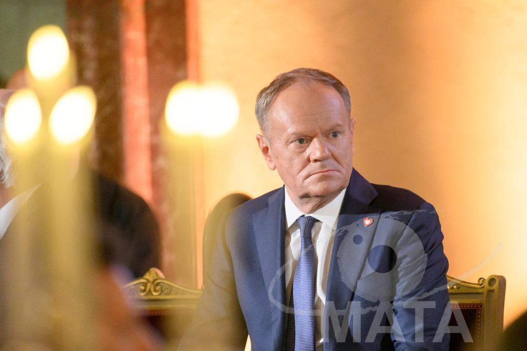 _DWA0698 | Politiker Donald Tusk (Civic Coalition), Ministerpräsident der Republik Polen, in der Müchner Residenz bei der Verleihung des Ewald-von-Kleist-Preis. Der diesjährige Ewald-von-Kleist-Preis wird am Rande der Münchner Sicherheitskonferenz 2026 an das ukrainische Volk vergeben. München, 14.02.2026 Bayern Deutschland - Realisiert mit Pictrs.com