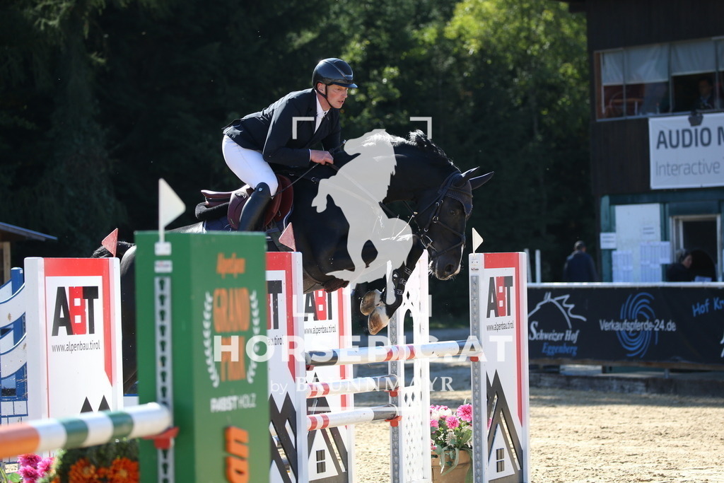 DL2Q3212 | Willkommen bei Brunnmayr - Design & Fotografie – Ihrem Spezialisten für Reitturniere und Pferdeveranstaltungen in Oberösterreich, Salzburg und Bayern! Seit über 17 Jahren sind wir leidenschaftlich dabei.