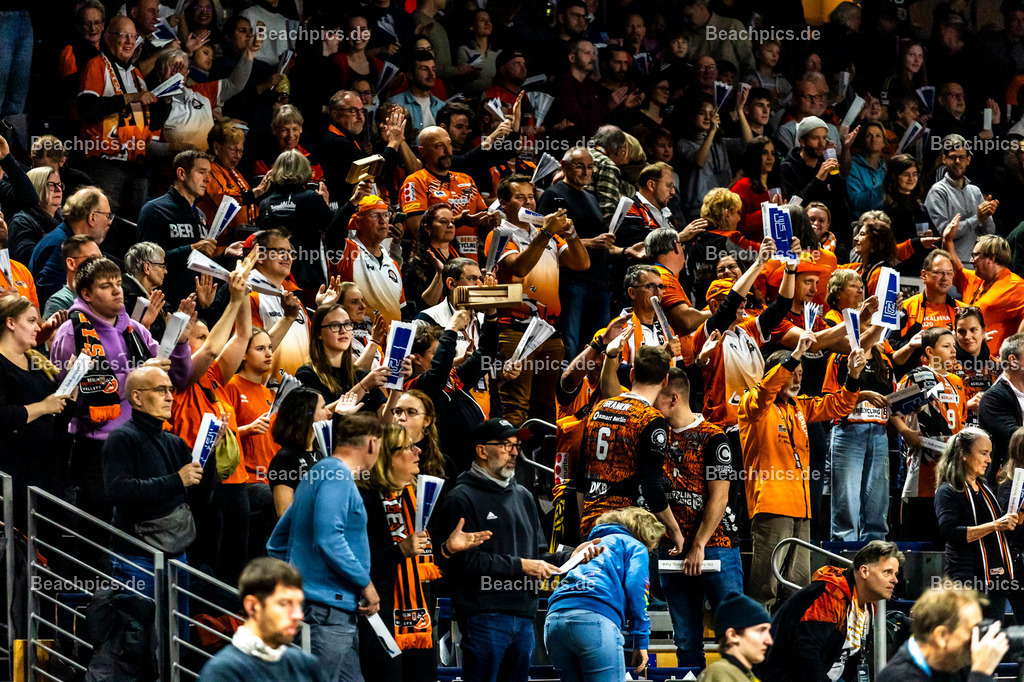 2024-00111607-Bundesliga-BR-Volleys-Haching-München |  16.11.2024; Berlin Foto: Gerold Rebsch - www.beachpics.de