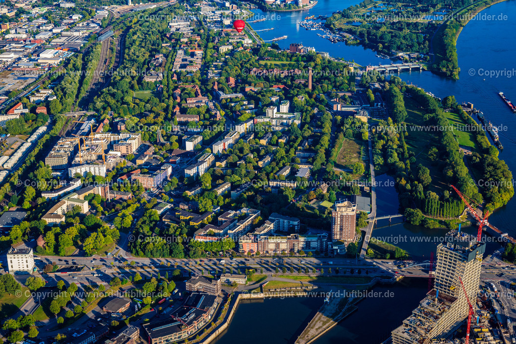 Hamburg_Rothenburgsort_ELS_4080190925 | HAMBURG 19.09.2025 Fluß - Brückenbauwerk der Elbbrücken - Norderelbbrücke - Freihafenelbbrücke über die Ufer der Elbe in Hamburg. // River - bridge structure Elbbruecken - Norderelbbruecke - - Freihafenelbbruecke on the banks of the Elbe in Hamburg. Foto: Martin Elsen