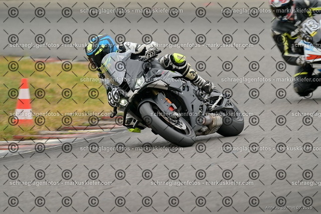 25bt05-1415 | markuskiefer.com - Realisiert mit Pictrs.com