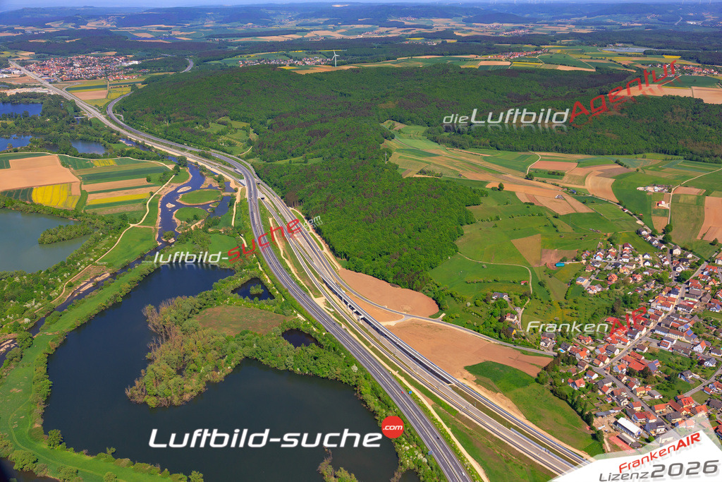 Das Luftbild der Stadt Breitenguessbach wurde 2018 vom Flugzeug heraus erstellt (keine Drohne) Aufnahmehöhe ca.400 Meter- hohe Auflösung für beste Druck-Qualität