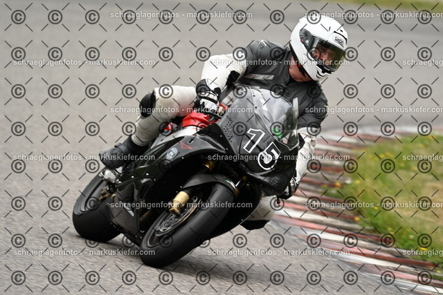 25bt02-1162 | markuskiefer.com - Realisiert mit Pictrs.com