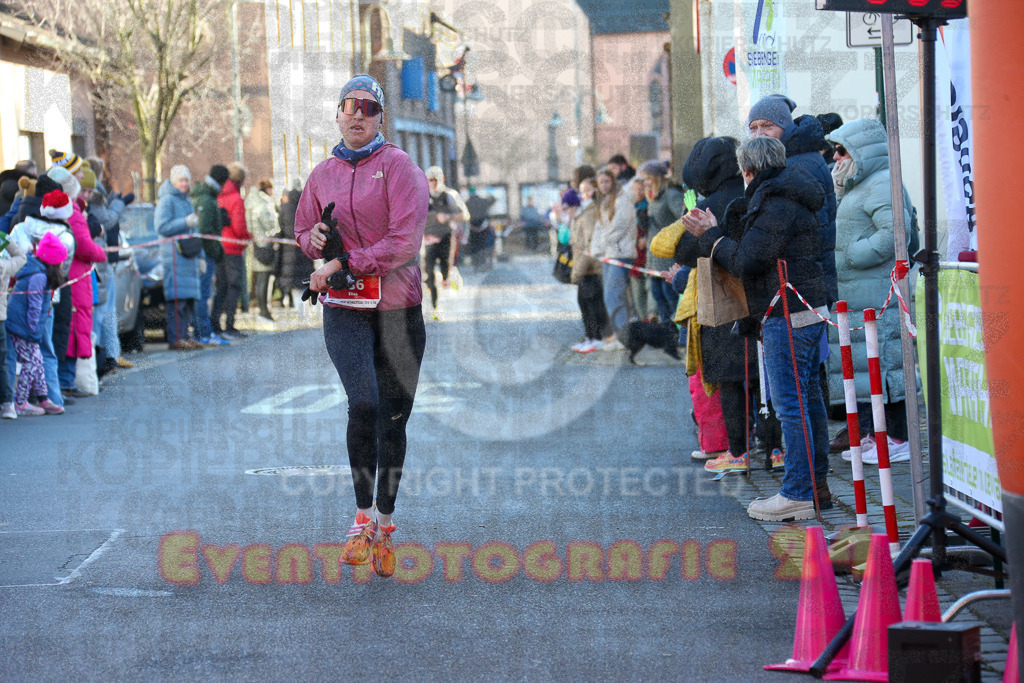 241201_1221_EX1_1812 | Sportfotografie im Rhein-Sieg Kreis, Köln, Bonn, NRW, Rheinland Pfalz, Hessen, etc. Unser Tätigkeitsfeld umfasst den Laufsport vom Volkslauf über den Marathon, Duathlon, Triathon bis zum Ultralauf wie Kölnpfad Ultra oder Schindertrail.