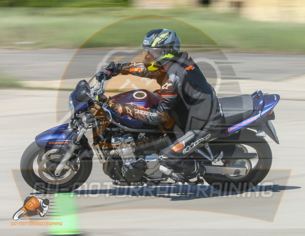 IMG_9855 | gh-motorradtraining-foto.de - Realisiert mit Pictrs.com