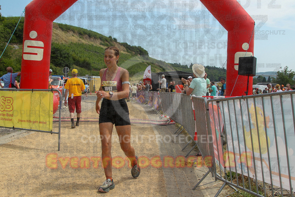 250614_1245_EV4_0139 | Sportfotografie im Rhein-Sieg Kreis, Köln, Bonn, NRW, Rheinland Pfalz, Hessen, etc. Unser Tätigkeitsfeld umfasst den Laufsport vom Volkslauf über den Marathon, Duathlon, Triathon bis zum Ultralauf wie Kölnpfad Ultra oder Schindertrail.